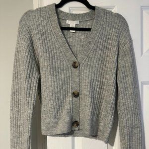 H&M Cropped Grey Ribbed Knit Sweater